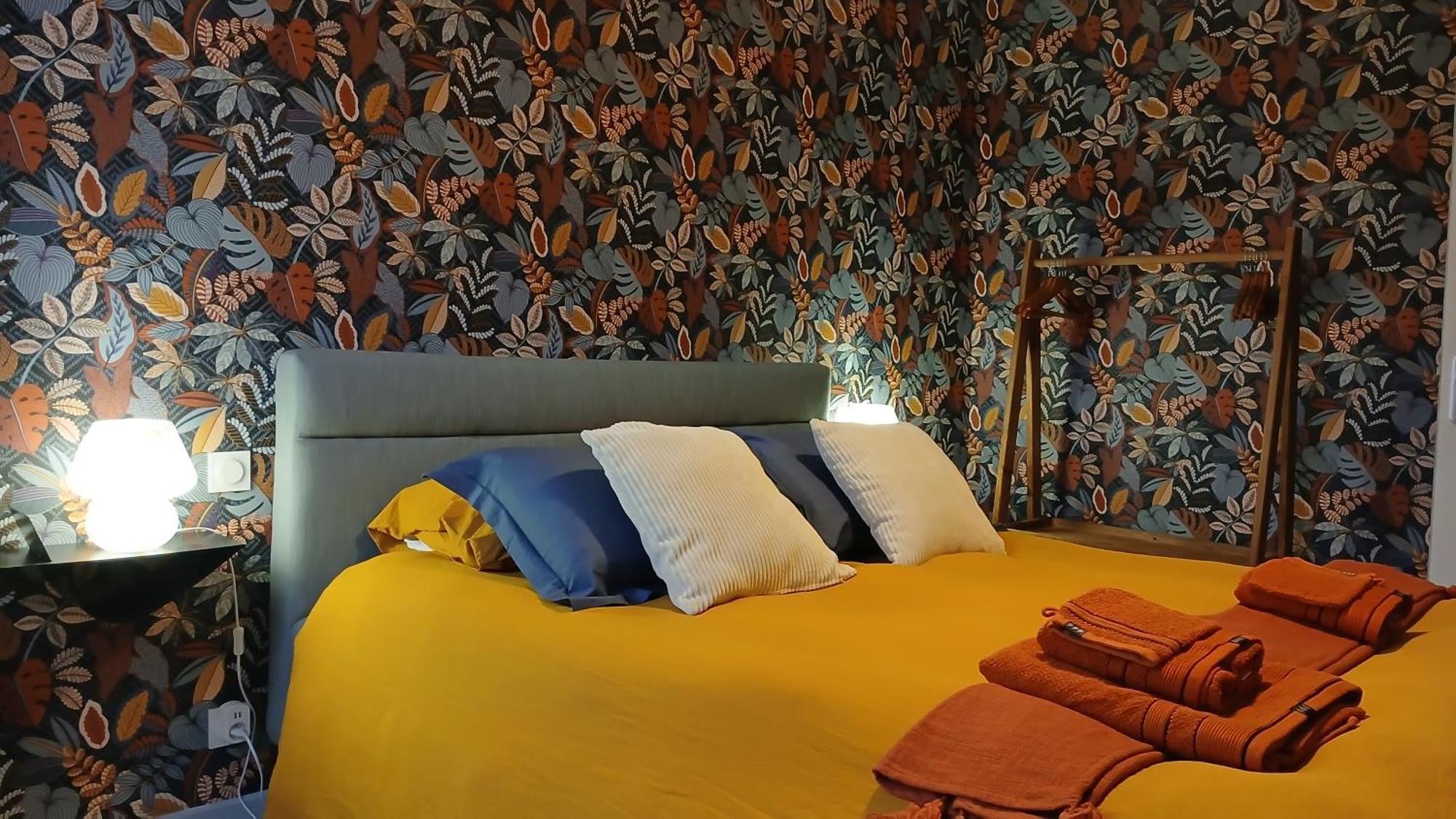 Au Bout Du Mont Villa ปงตอร์ซง ภายนอก รูปภาพ